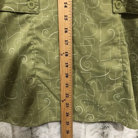 Grey's Anatomy Women's Green Modern Fit Two Pocket Scrub Top Size Medium - Picture 8 of 9
